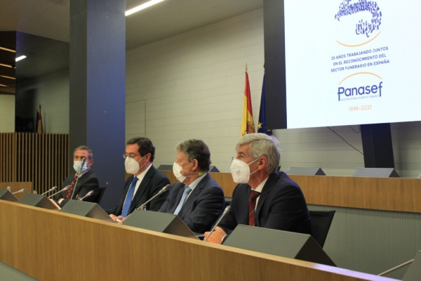 El Presidente de CEOE, Antonio Garamendi, inaugura la Asamblea General de PANASEF