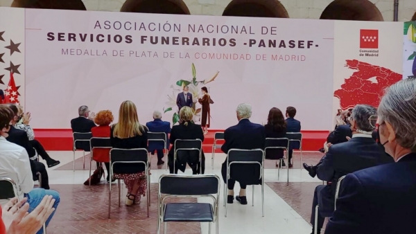 Juan Vicente Sánchez-Araña, presidente de PANASEF, ha recibido la Medalla de Plata de la Comunidad de Madrid